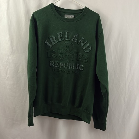 Ireland Limited Edition Vintage Apparel Mens Sweatshirt Sz XL Embossed Lettering - Picture 2 of 6